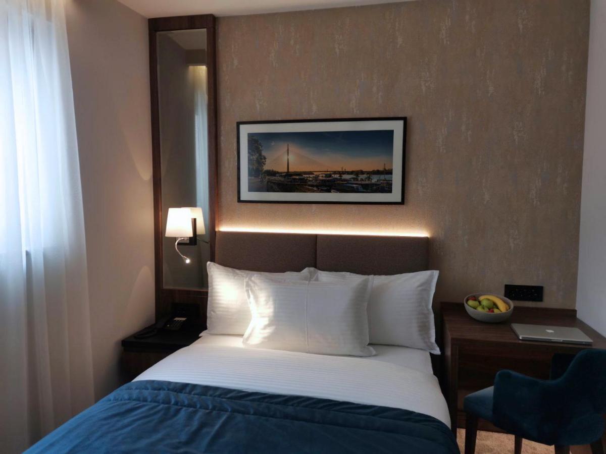 Central Point Hotel Beograd Luaran gambar